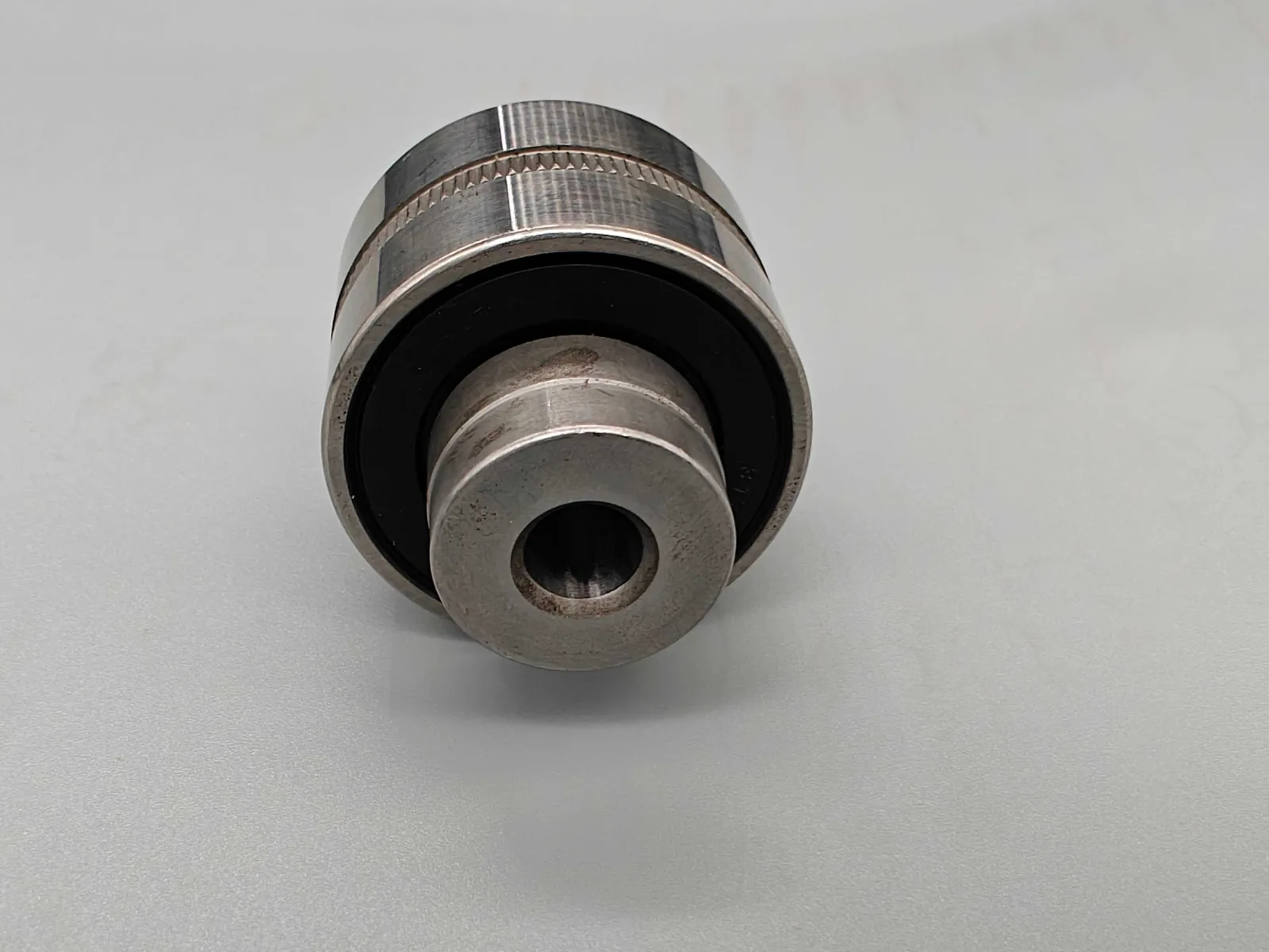 Tensioner bearings photographed at the NLHB factory