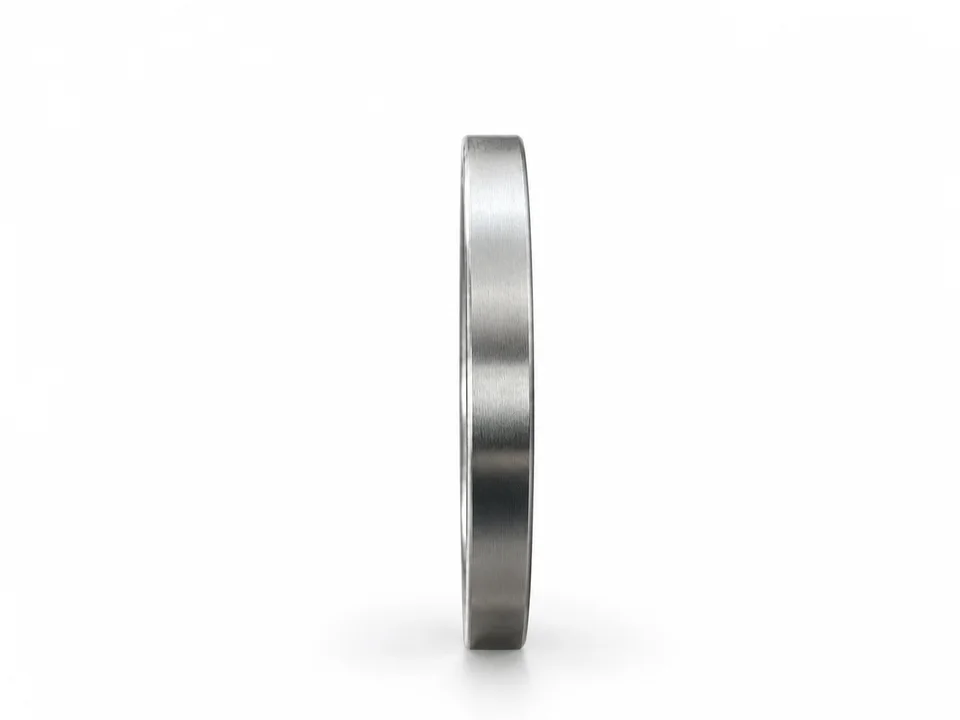 Thin-section crossed roller bearing, side view showing the ring width